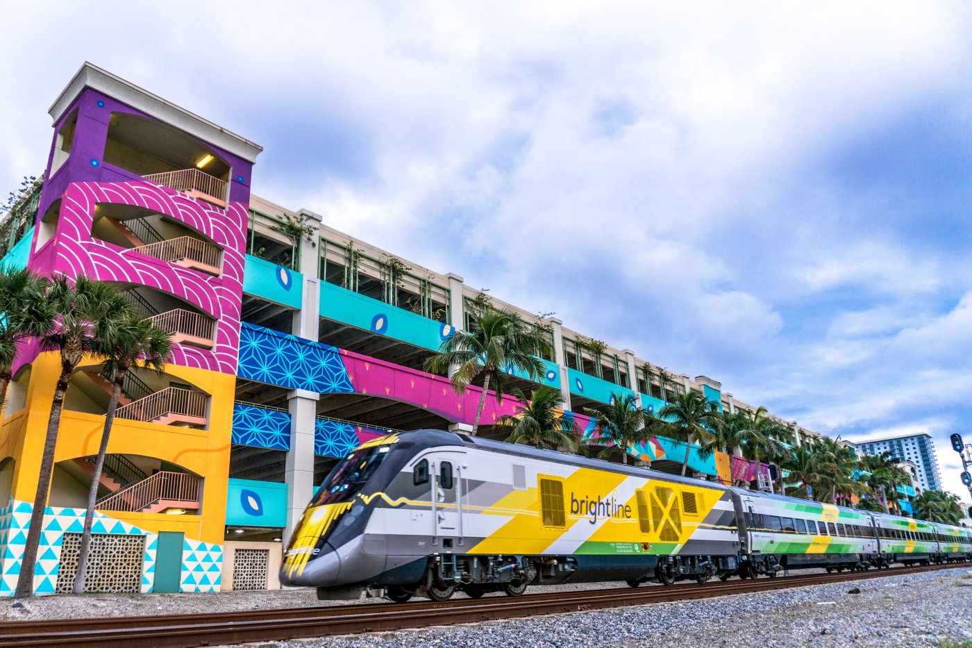 Brightline se sube al Mundial 2026 con trenes y transporte directo a los partidos