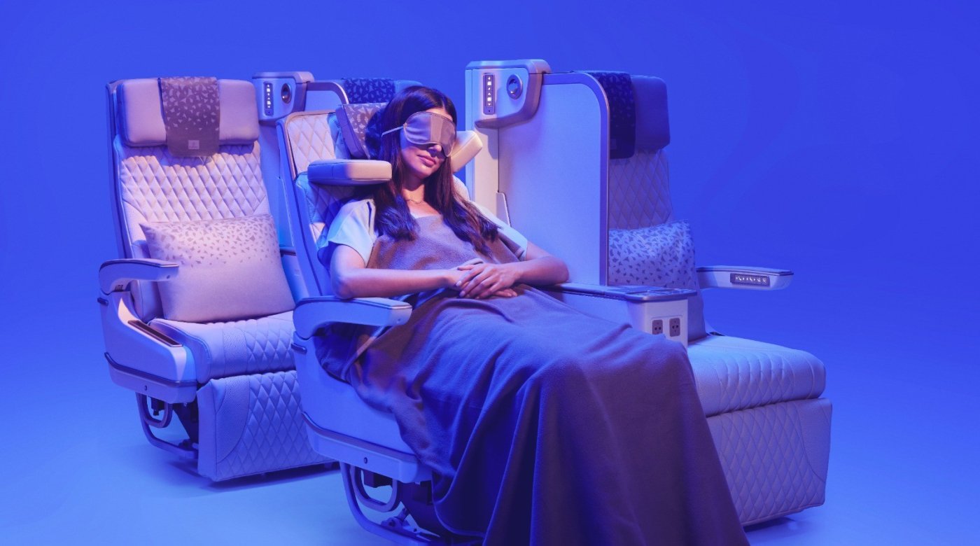 Emirates sigue cambiando los asientos de sus aviones